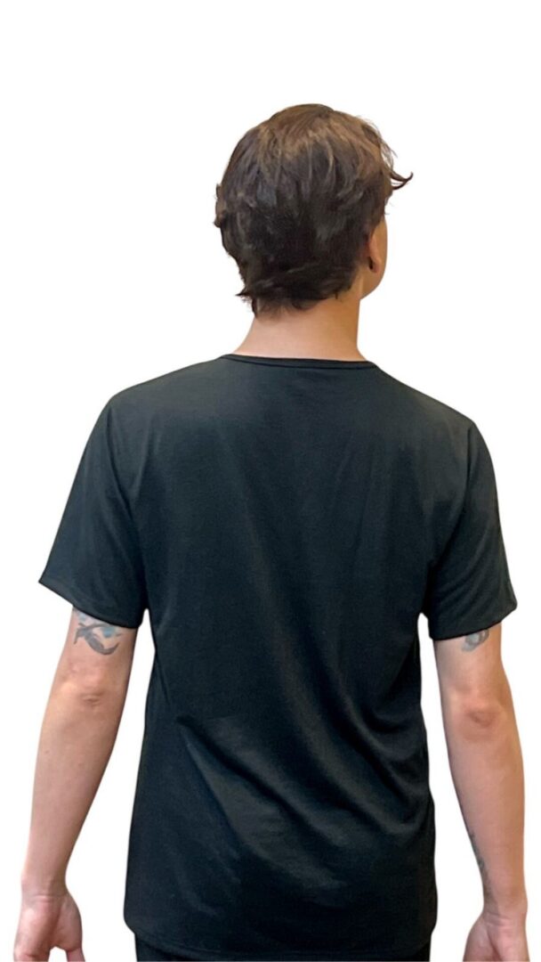 Camisa Básica Preta 525 DN Alongê - Image 3