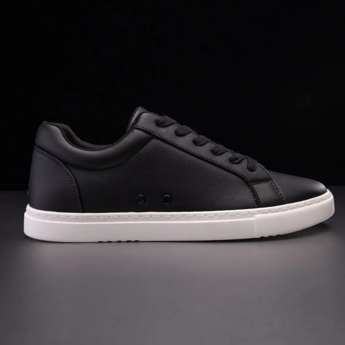 Fuego Low Top Black-white - Image 3